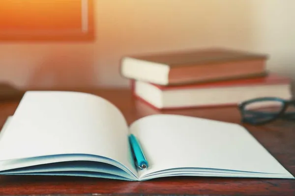 Bachelorarbeit FOM Beispiel