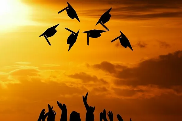 Bachelorarbeit schreiben an der APOLLON Hochschule